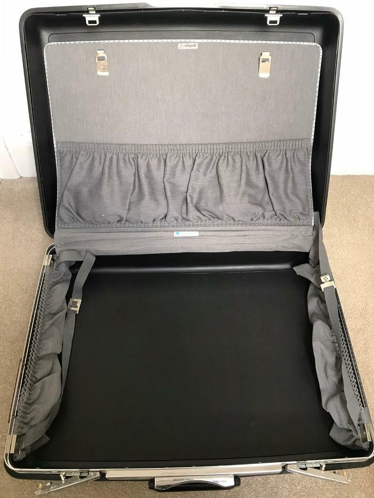 suitcase for sale gumtree